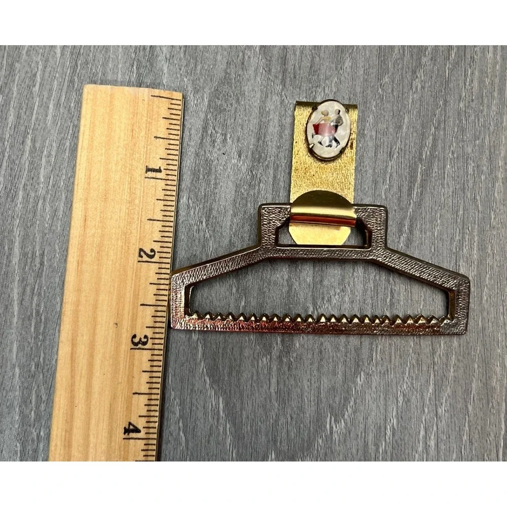 Vintage Gold Tone‎ Interlocking Belt Buckle with Dancer Cameo Detail